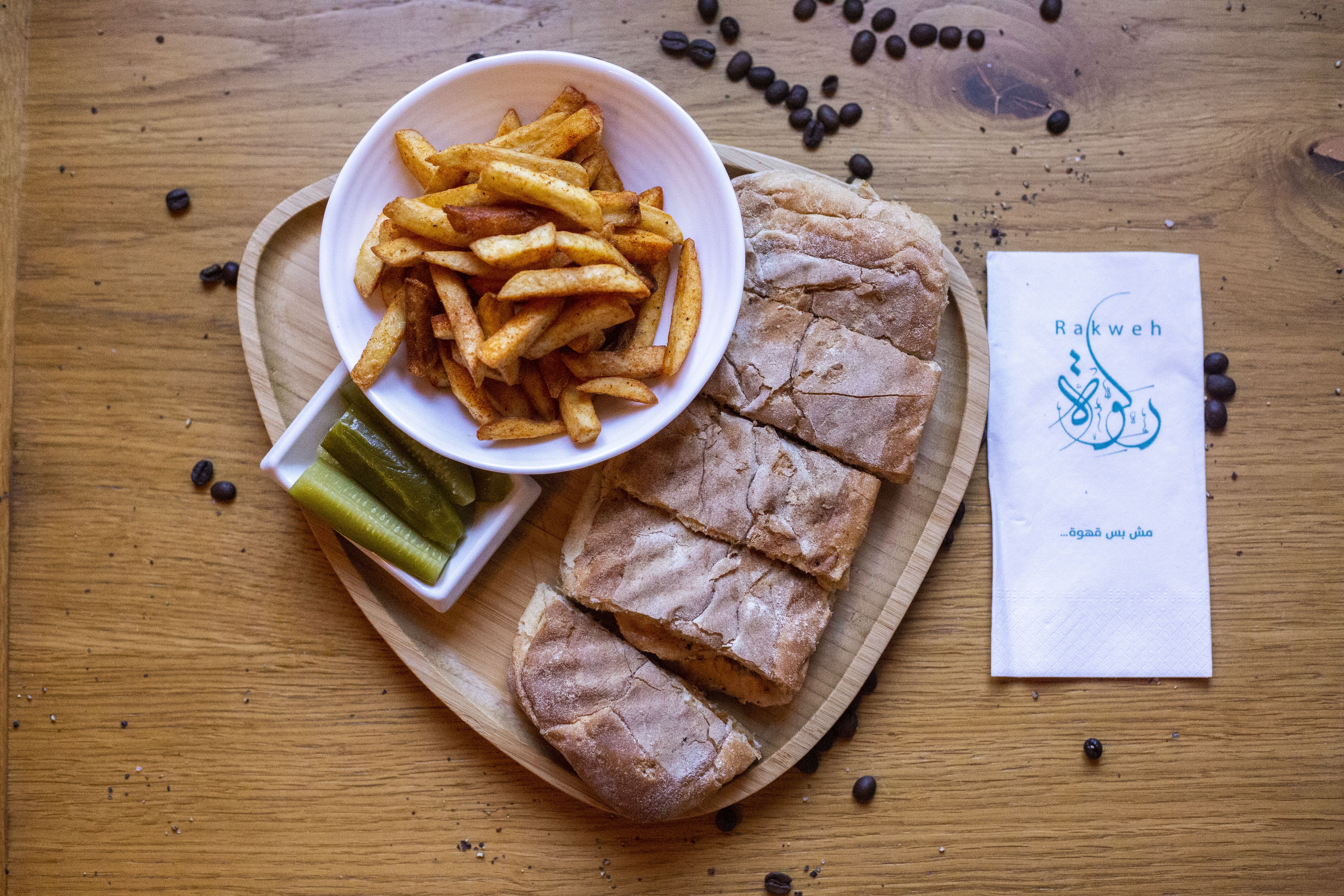 בגט עוף \ שניצל \ טוסט\ ساندويش \ توست دجاج